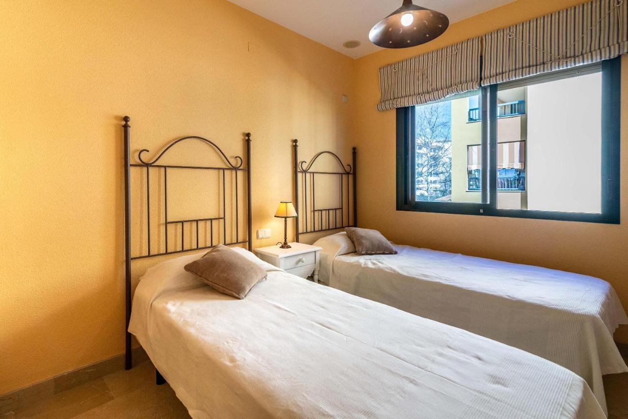 Spacious Apartment In Marbella Buitenkant foto
