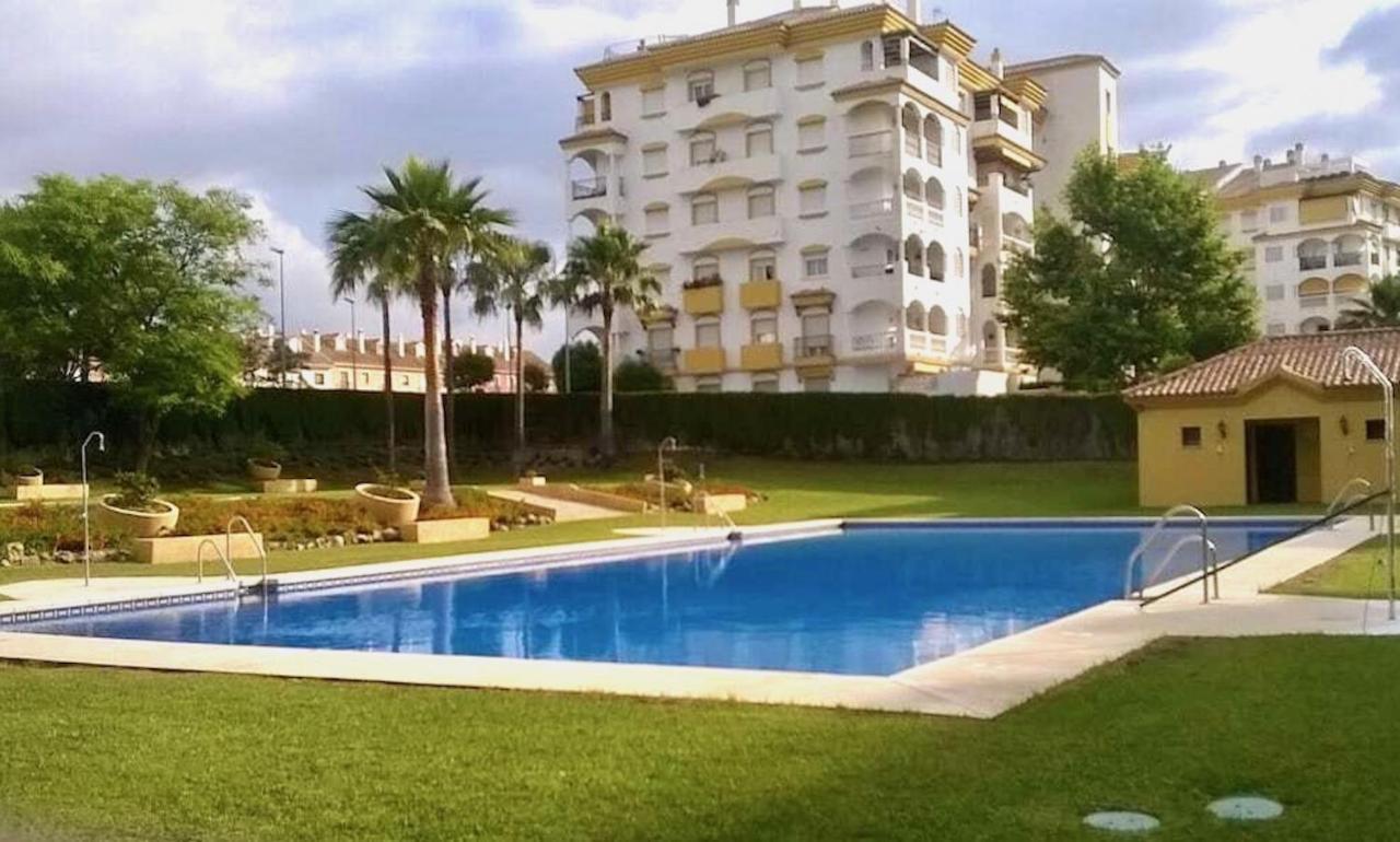Spacious Apartment In Marbella Buitenkant foto